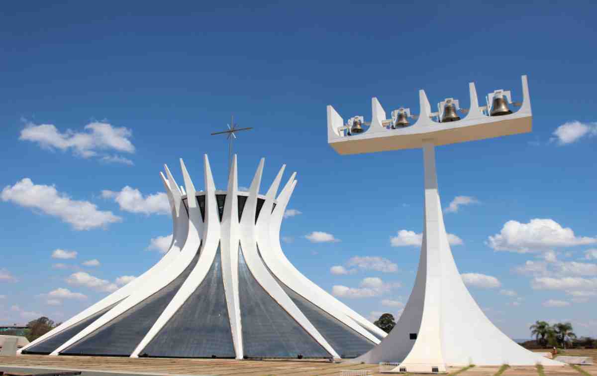 Catedral de Brasília um ponto turístico de Brasília