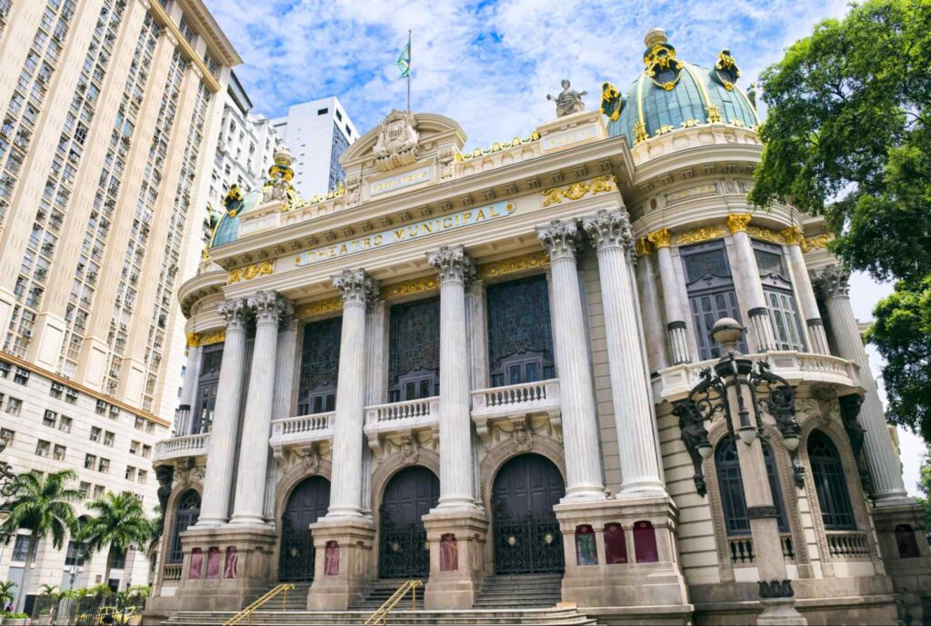Teatro mais famoso do RJ - Theatro Municipal do Rio de Janeiro