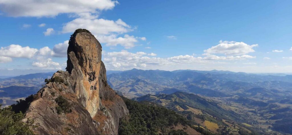 Montanhas no Brasil - Pedra do Baú
