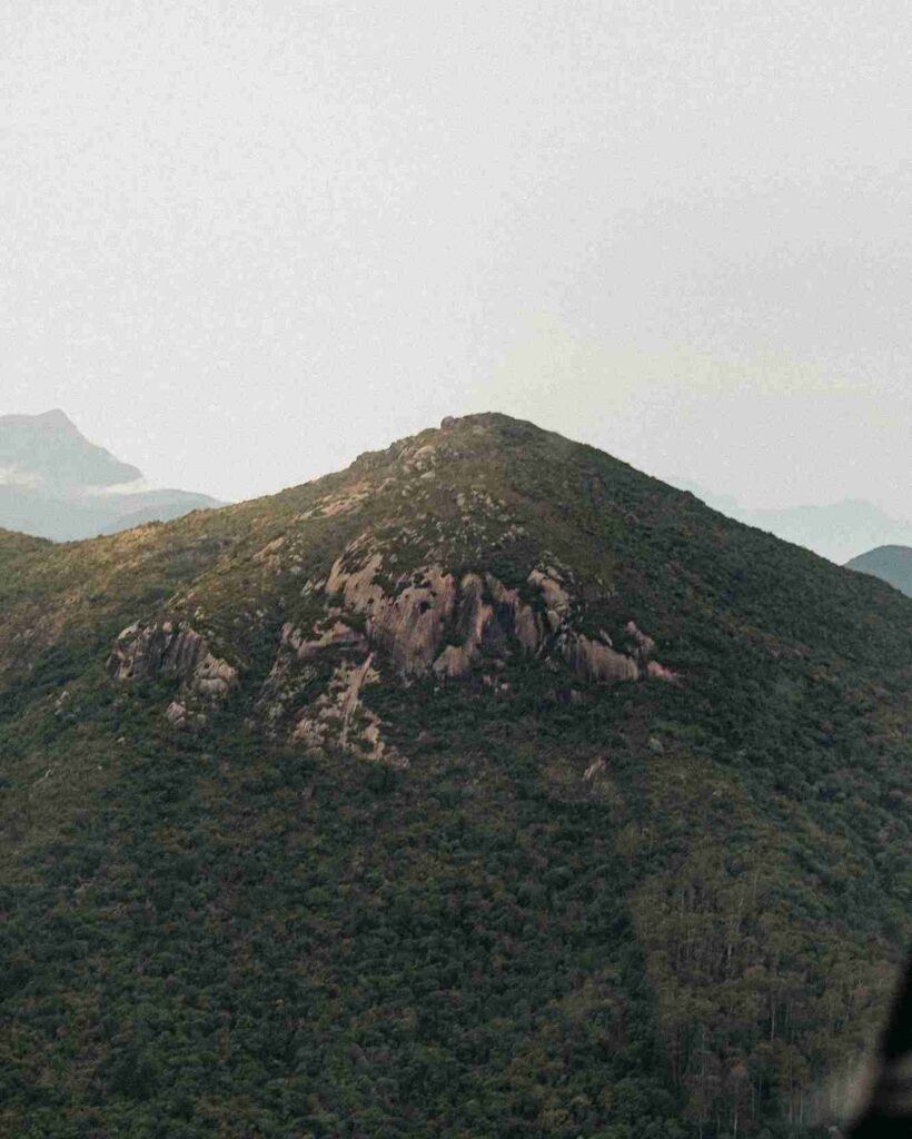 Montanhas na Serra do Mar Paranaense